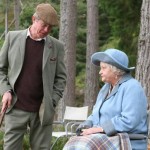 Sylvia Syms as the Queen Mother and Alex Jennings as Prince Charles in the 2006 film The Queen