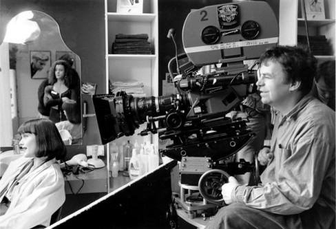 Neil Jordan directs The Crying Game